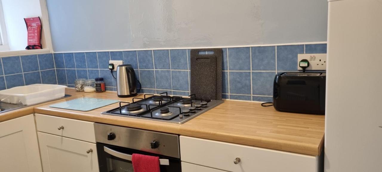 Millhill St Dunfermline Apartment Екстериор снимка